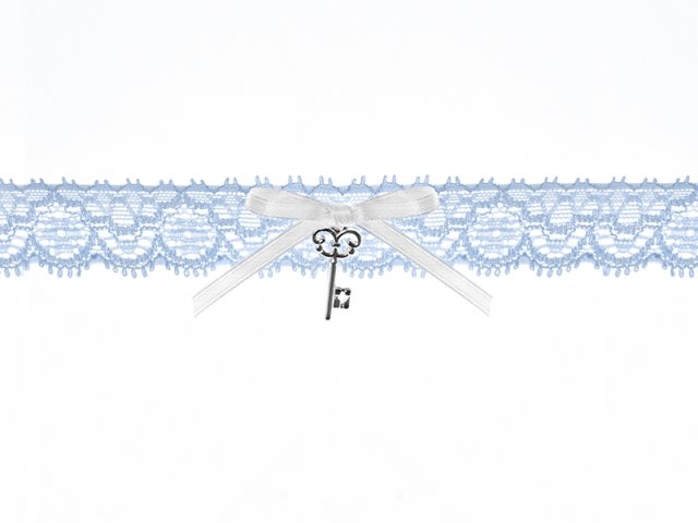 Svatební krajkový podvazek modrý + klíč a stuha