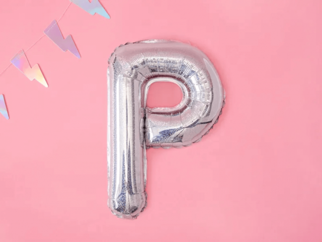 Foliový balónek písmeno P - holografický, 35cm (zn. PartyDeco)