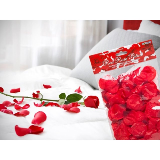 Postel plná růží, lístečky, set 150ks