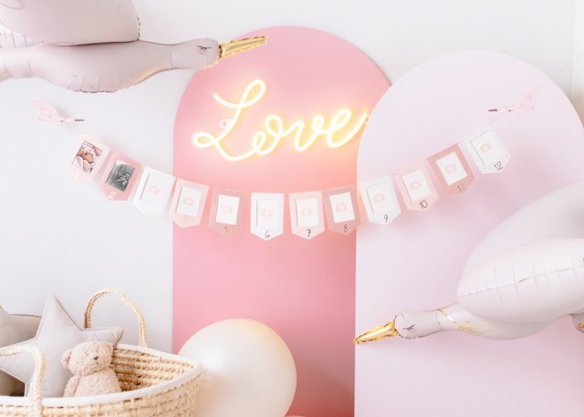 LED svítící neonový nápis LOVE - Láska, bílá, rozměr 61x27.4cm (zn. PartyDeco)