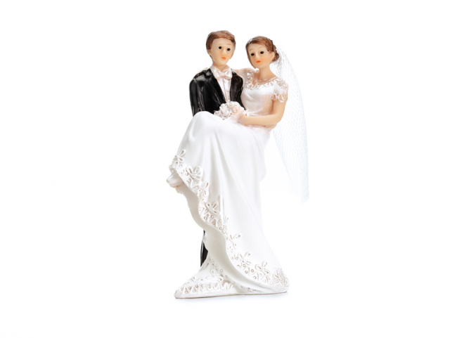 Dortová figurka Novomanželé v náručí, 11cm (zn. PartyDeco)