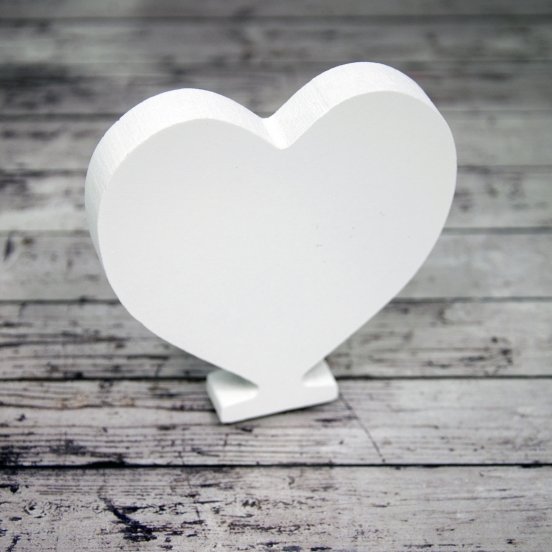 Dřevěný znak ve tvaru srdce