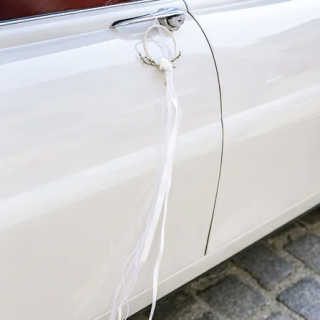 Ratanová dekorace na auto - bílá (zn. PartyDeco)