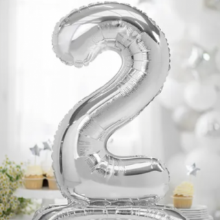 Stojací fóliový balónek Číslo ''2'', 70cm, stříbrný