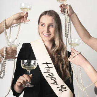 Narozeninová šerpa “Happy 18” KRÉMOVÁ