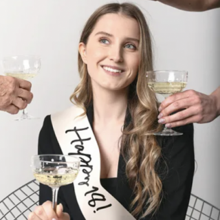 Narozeninová šerpa “Happy 18” KRÉMOVÁ