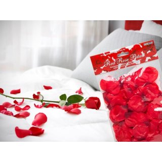 Postel plná růží, lístečky, set 150ks