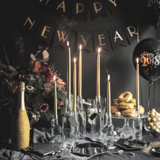 Kónická svíčka, zlatá metalická barva, délka 29cm (zn. PartyDeco)