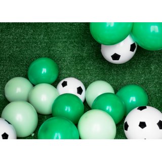 Latexové balónky FOTBALOVÉ / FOTBAL, velikost 30cm - set 6ks (zn. StrongBalloons)