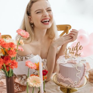 Dortový svatební zápich Bride to be, výška 17.5cm, rosegold barva (zn. PartyDeco)