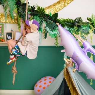 Fóliový balónek dinosaurus PTERODAKTYL, rozměr 120x62cm, fialovo růžová barva (zn. PartyDeco)