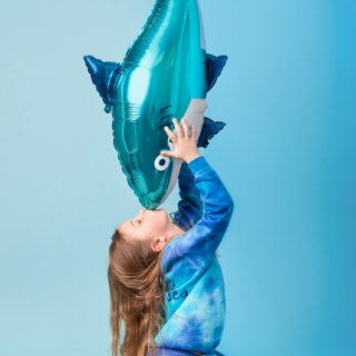 Fóliový balónek ŽRALOK - modrá barva, rozměr 102x62cm (zn. PartyDeco)