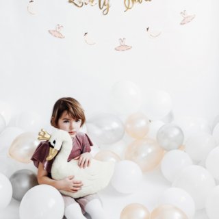 Latexový balónek, metalický, stříbrná sněhová barva, velikost 26/27cm (zn. StrongBalloons)