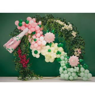 Latexový balónek, pastelový, čistě bílá barva, velikost 23cm (zn. StrongBalloons)